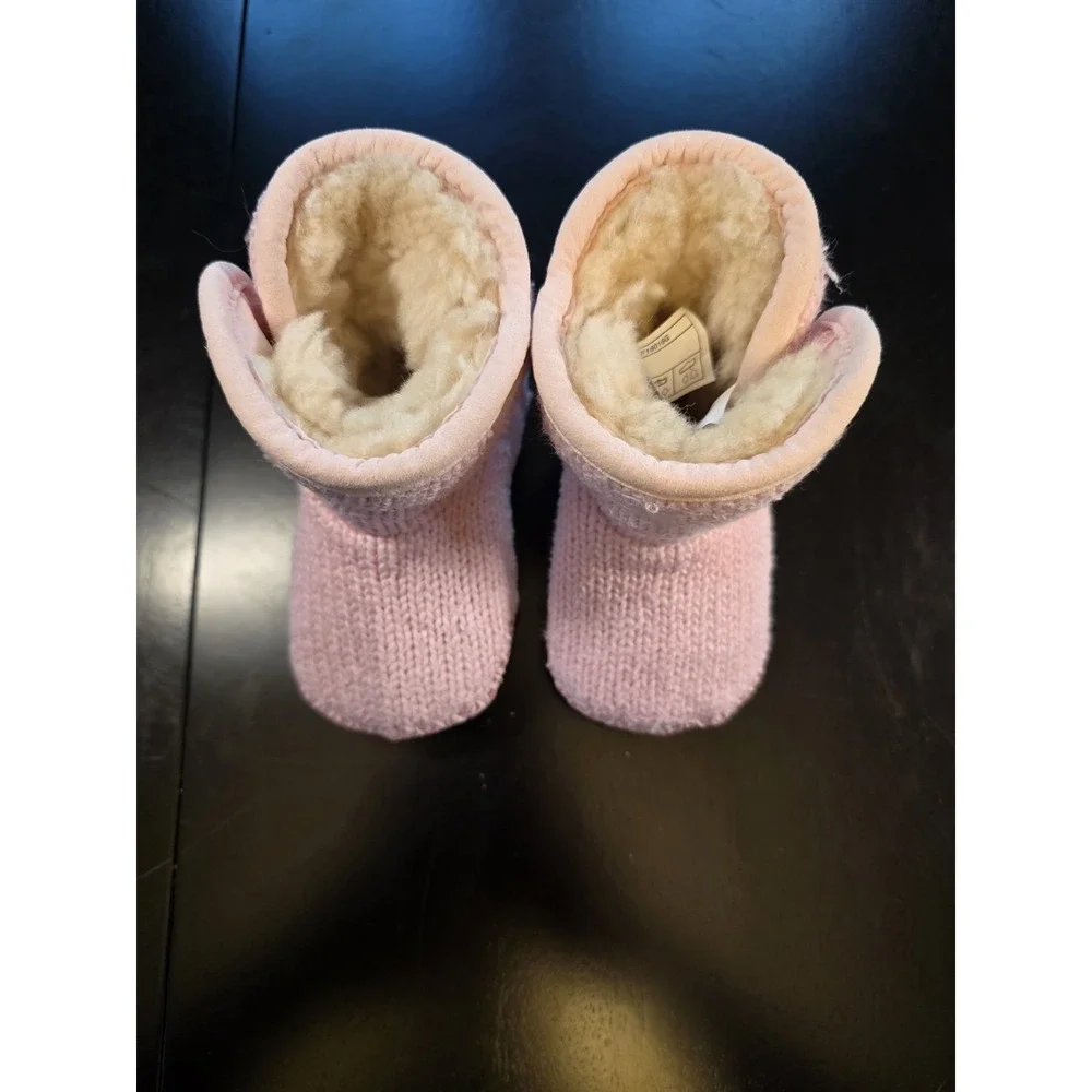 UGG Jesse Purl Knit Infant Baby Boots Pink Sheepskin‎ Lined Size 2/3 (6-12M)